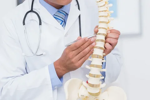 Cirurgia de coluna vertebral realizada por neurocirurgião